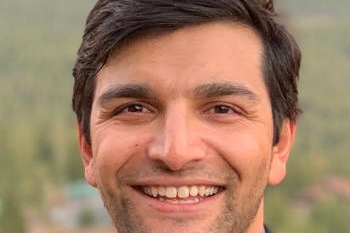 Akshay Chaudhari headshot