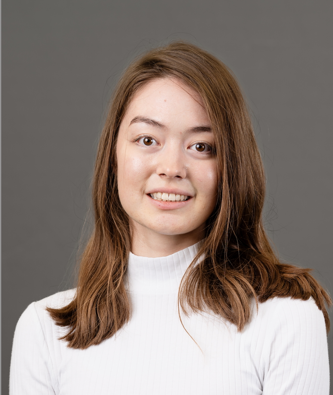 Elizabeth Miller headshot